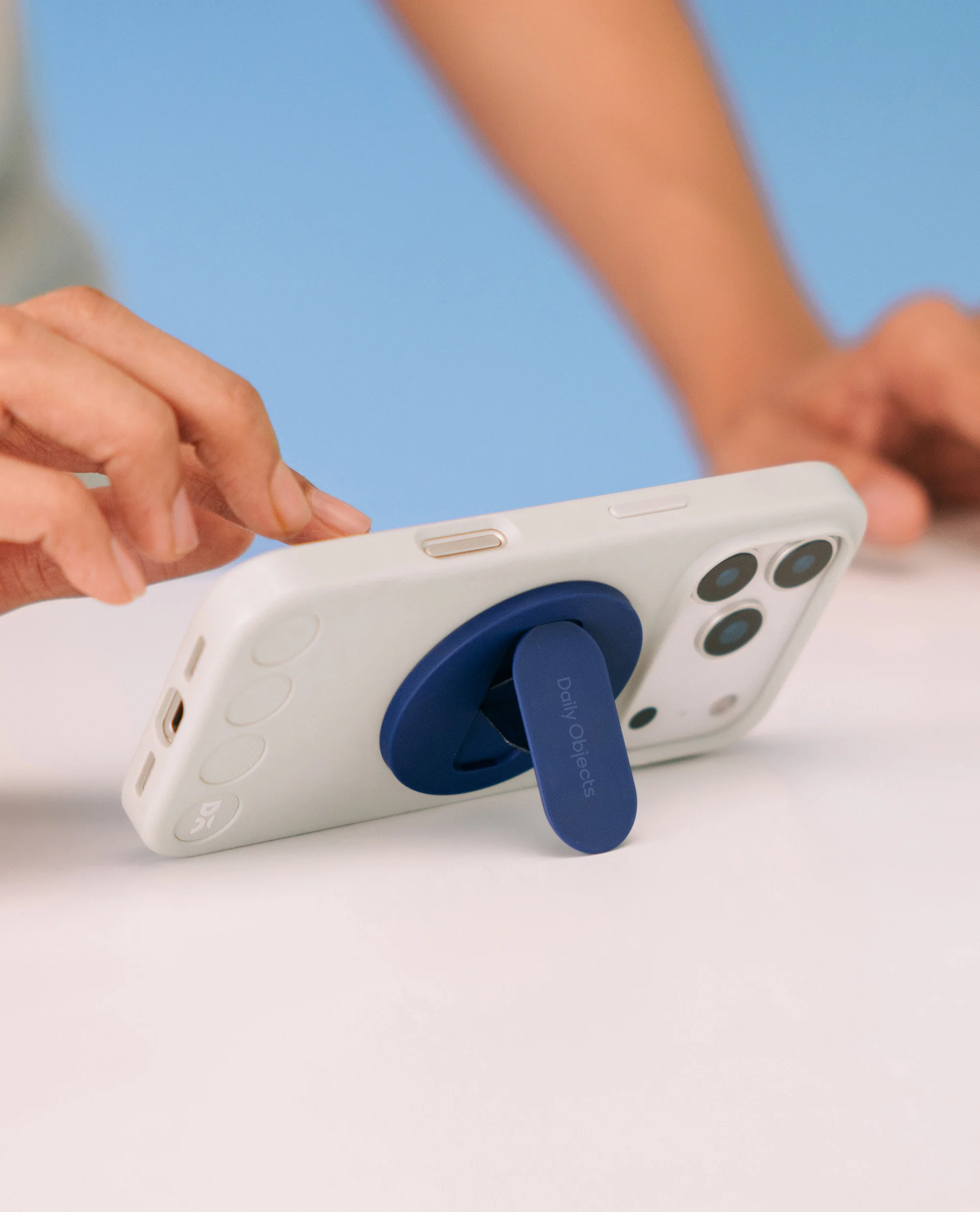 Cobalt Stack Phone Grip & Stand - Image 8